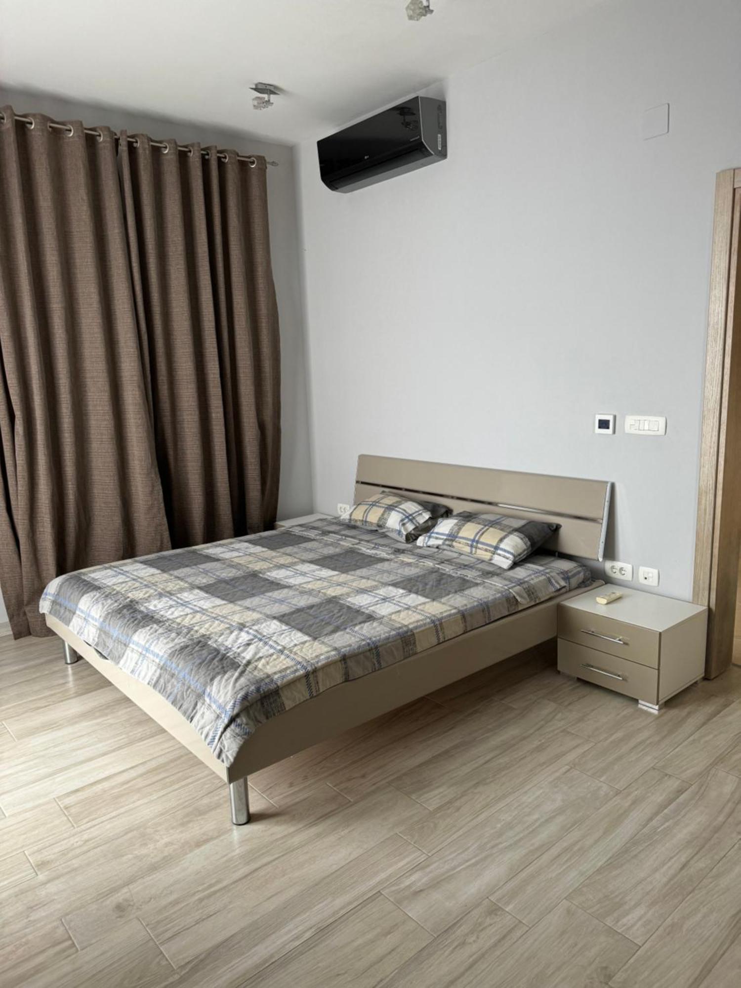 Sf Apartments Lux Добра-Вода Экстерьер фото