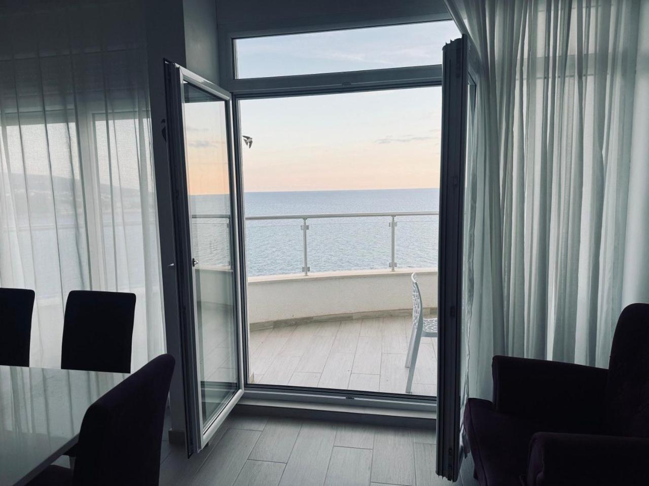 Sf Apartments Lux Добра-Вода Номер фото